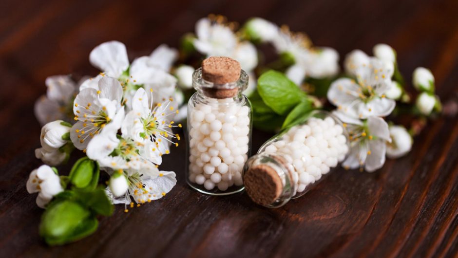 Florile de salcâm: Remediul natural pentru calmarea sistemului nervos