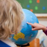 Cum educația poate ajuta la protejarea patrimoniului cultural global