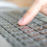 Tastaturi care recunosc tiparul de apăsare – viitorul securității?