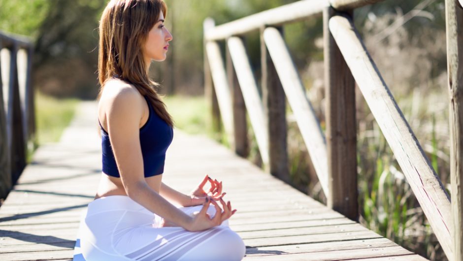 Cum să îți îmbunătățești tehnica de respirație în efort