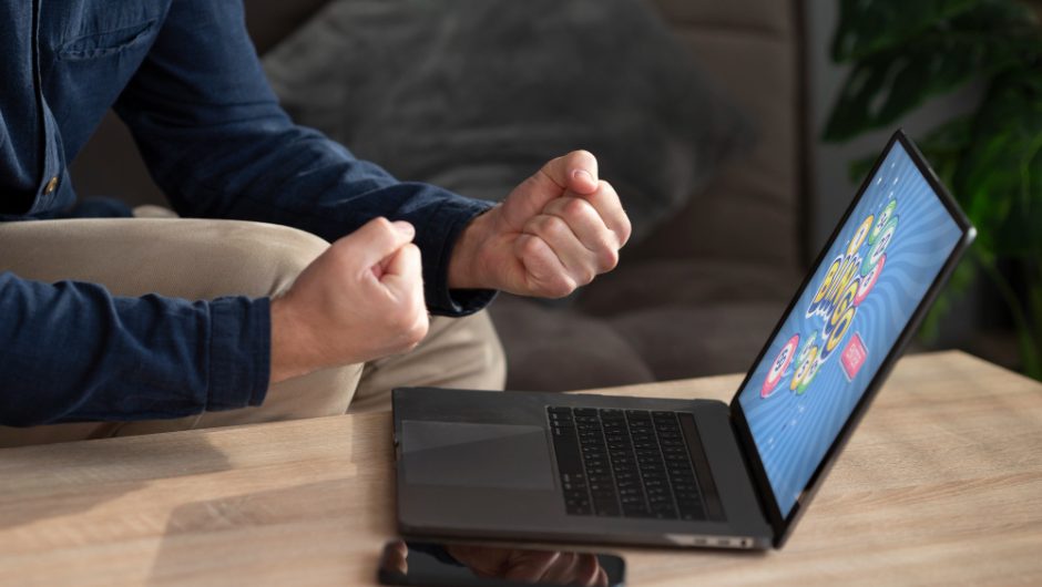 Fragilitatea atenției și puterea momentelor digitale scurte