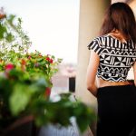 Cum să îți faci o grădină verticală pe un balcon mic