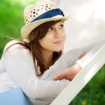 Weekendul solo: Idei pentru odihnă, explorare și timp personal